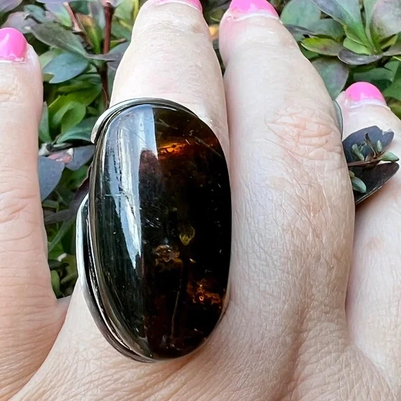 VINTAGE HUGE BALTIC AMBER STATEMENT RING SCANDINAVIAN OR POLISH MADE STERLING